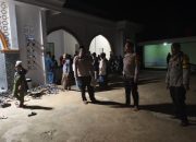 Pesonel Polsek Mambi Laksanakan Pengamanan Salat Tarawih Malam ke-9 di Masjid Nurul Al Amin