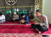 Personil Polsek Banggae Gelar Tadarus Al-Qur’an Bersama Masyarakat di Masjid H. Hasnuddin Sokong Rangas Majene