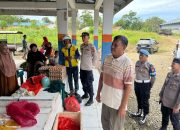 Kapolsek Pitu Riase Sambangi Pasar Barukku di Pertengahan Ramadhan