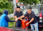 Jelang Buka Puasa, Polres Sinjai Kembali Turun ke Jalan Bagikan Takjil Gratis