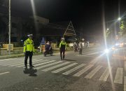 Polres Sinjai Jaga Keamanan Shalat Tarawih, Pastikan Jamaah Beribadah Aman dan Nyaman