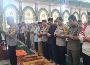 Polres Maros Gelar Sholat Ghoib Untuk 3 Polisi Yang Gugur Di Lampung