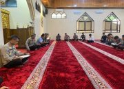 Tingkatkan Iman dan Taqwa di Bulan Suci Ramadhan, Kapolres Majene Gelar Tadarusan Bersama Personel dan Jamaah Masjid Nurul Ikhlas