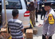 Kapolda Sulbar Bangun Komuniskasi dan Kepercayaan dengan Masyarakat di Tengah Pengecekan Posko Ops Ketupat di Majene