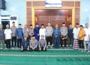 Safari Ramadhan, Kapolrestabes Makassar Shalat Tarawih Berjamaah di Masjid Nurul Amin