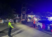 Personel Operasi Ketupat Polres Majene Gelar Patroli Blue Light Antisipasi Pelanggaran Lalu Lintas dan Aksi Kriminalitas Jalanan