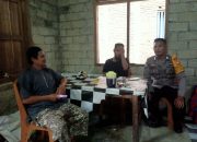 Bhabinkamtibmas polsek mambi lakukan sambang di wilayah perbatasan desa binaan