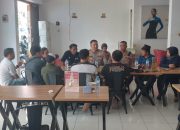 Spontan, Kapolres Gowa Temui Rekan Media yang Sedang Ngopi dan Ikut Bergabung