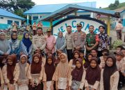 Kapolres Jeneponto Melaksanakan Bakti Sosial Bagi Seragam Sekolah Untuk Siswa SMP