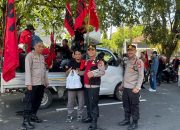 Humanis, Polres Maros Kawal Peringatan Hari Buruh Internasional Di Kabupaten Maros