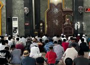 Kapolsek Wara Selatan Laksanakan Jumat Curhat di Masjid Islamic Centre