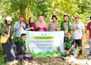 Bhabinkamtibmas Baruga Dhua Ikuti Aksi Penanaman Pohon Peringati Hari Lingkungan Hidup Sedunia