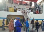 Satpolair Polres Majene Intensifkan Pengamanan Bongkar Muat KM. Sabuk Nusantara 93 di Pelabuhan Passarang