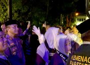 Kapolres Parepare Memantau Lansung Pelepasan Jemaah Haji Asal Parepare, Pastikan Berjalan Aman dan Lancar
