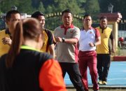 Jaga Kebugaran dan Kekompakan, Polres Toraja Utara Gelar Olahraga Bersama Bhayangkari