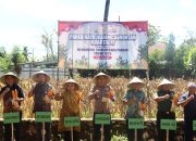 Dukung Swasembada Pangan Nasional, Polres Maros Gelar Panen Raya Jagung Kuartal II, Hasilkan 6 Ton Jagung