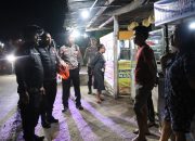 Kapolres Tator Pimpin  Patroli dan Sapa Warga Yang Beraktivitas di Malam Hari