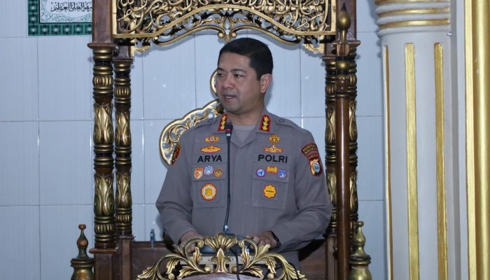 Kapolrestabes Makassar Ajak Warga Tallo Waspada dan Peduli Anak Lewat Safari Subuh