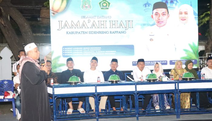 Bersama Forkopimda , Kapolres Sidrap Sambut kepulangan Jamaah Haji