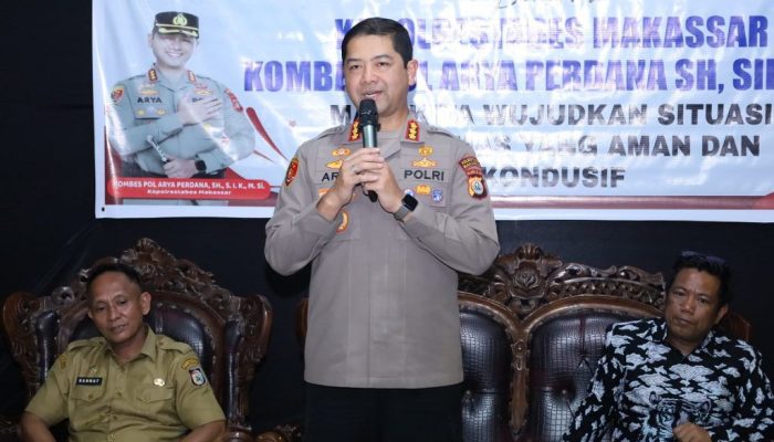 Ngopi Kamtibmas, Kapolrestabes Makassar Ajak Masyarakat Kecamatan Tallo Jaga Kamtibmas