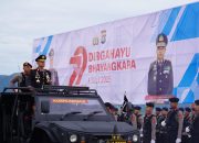 Pesona Upacara Puncak Hari Bhayangkara ke-79 Polda Sulbar di Anjungan Pantai Manakarra: Polri untuk Masyarakat