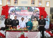 Syukuran Hari Bhayangkara Ke-79, Kapolres dan Bupati Sidrap Serahkan Hadiah Lomba