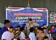 Polairud Polda Sulbar Hadirkan Perpustakaan Terapung, Layanan Kesehatan dan Cukur Gratis di Mamuju