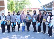 Polwan Polres Majene Gelar Bagi-Bagi Bingkisan Sambut Hari Jadi Polwan ke-77