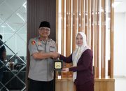 Kapolda Sulbar Jalin Silaturahmi Erat dengan DPRD Provinsi, Sinergitas Ditingkatkan!