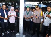 Kapolrestabes Bersama HMI Badko Sulselbar Gelar Shalat Ghaib di Kantor DPRD Kota Makassar