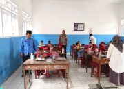 Polsek Malunda Kawal Penyaluran Program Makanan Bergizi Gratis di SD Negeri 03 Mosso