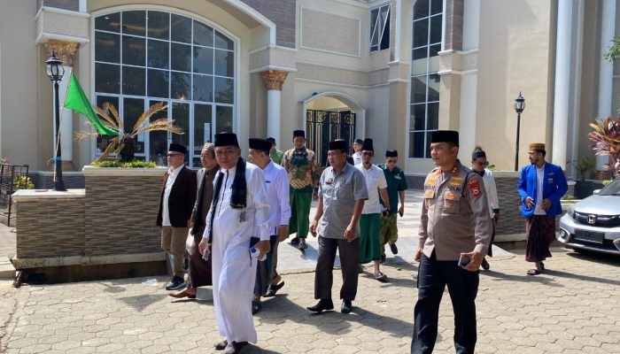 Kapolres Maros Hadiri Kegiatan Pendidikan Kader Nahdlatul Ulama di Ponpes Ilmu Yakin Tompobulu