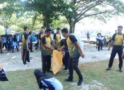 Polres Majene Ikut Ambil Bagian dalam World Cleanup Day 2025