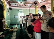 Kapolres Parepare Ikut Salat Jenazah di Sela-sela Kunjungannya Lokasi Kebakaran di Jalan Menara Soreang