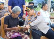 Panggilan Kemanusiaan, Kapolres Selayar Ajak Ketua Bhayangkari Bantu Lansia Korban Kebakaran di Kayupanda