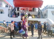 Personel Sat Polair Polres Majene Maksimalkan Pengamanan KM. Sabuk Nusantara 93 di Pelabuhan Palipi