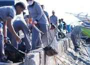 Polres Pelabuhan Makassar Gelar Gerakan Bersih Laut dan Pantai, Wujud Nyata Peduli Lingkungan