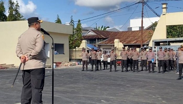 Pimpin Apel Pagi, Kapolres Selayar : Laksanakan Tugas Penuh Tanggung Jawab dan Keikhlasan