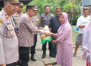 Polres Pinrang Gelar Bakti Sosial Peduli Korban Angin Kencang di Duampanua