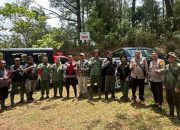 Patroli Gabungan Polsek Camba dan Polhut Amankan Kawasan Hutan Pinus Taman Nasional Bulusaraung