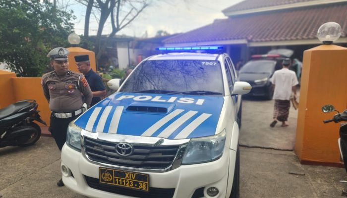 Warga Apresiasi Program Satlantas Polres Bone, Terbantu Layanan Gratis Pengawalan Jenazah