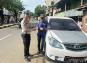 Polantas Menyapa: Subdit Kamsel Polda Sulbar Bagi-Bagi Stiker dan Snack, Ingatkan Zebra Marano 2025