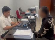 Mengamuk dan Dorong Petugas Lalu Lintas Saat Ditegur Tidak Pakai Helm, Pengendara Akhirnya Diperiksa Polisi