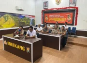 Melalui Zoom Meeting, Polres Enrekang Ikuti Penguatan Pemahaman KUHP Baru, yang digelar Bareskrim dan Divkum Polri