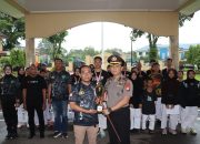 Kapolres Maros Terima Piala Kejuaraan Karate Walikota Makassar Cup Dan Dispora Sulsel Dari Kontingen Atlet Inkanas Polres Maros