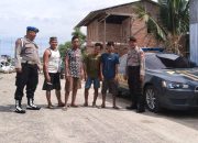 Polsek Banggae Gelar Patroli Kamtibmas, Dengarkan Curhatan Warga