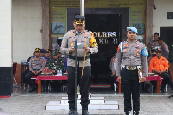 Kapolres Bulukumba Pimpin Apel Gelar Pasukan Operasi Lilin 2025, Siap Amankan Nataru