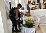 Ditsamapta Polda Sulbar Gencarkan Sterilisasi Jelang Malam Puncak Natal Pastikan Kegiatan Ibadah Aman dan Lancar