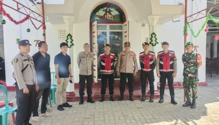Waka Polres Parepare Hadiri Penyerahan Bantuan Alsintan Kementerian Pertanian RI kepada Kelompok Tani