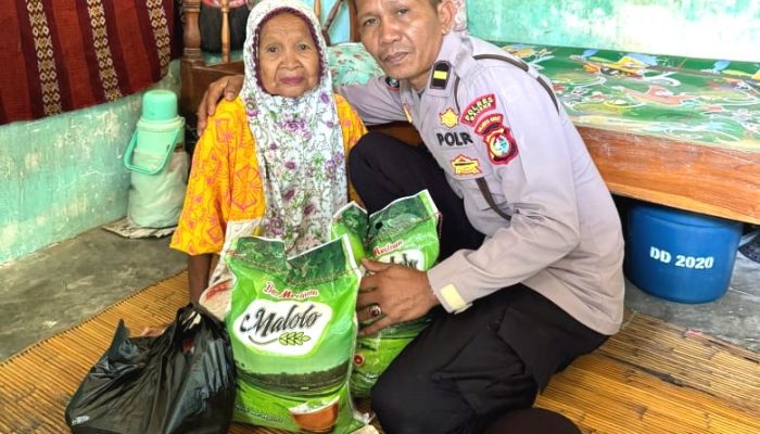 Sosok IPDA Ismail, Kanit Binmas Polsek Sendana Yang Kerap Membantu Warga Kurang Mampu Lewat Kegiatan Sosialnya